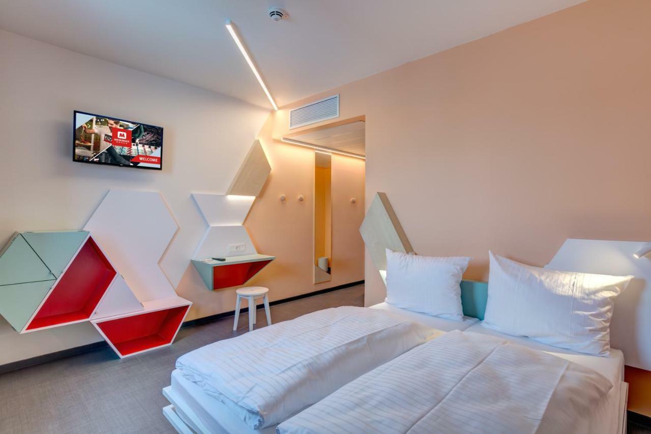 Meininger Hotel Heidelberg Hauptbahnhof ภายนอก รูปภาพ