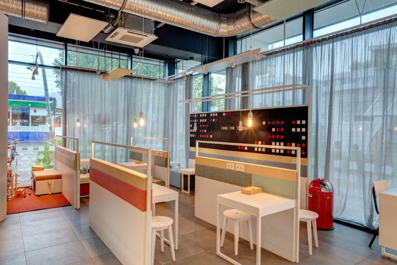 Meininger Hotel Heidelberg Hauptbahnhof ภายนอก รูปภาพ